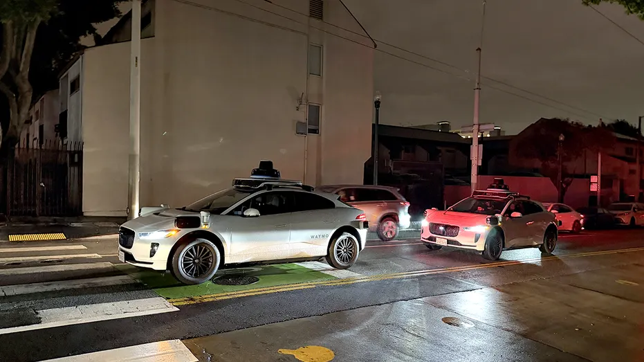 Elon Musk Waymo blackout San Francisco