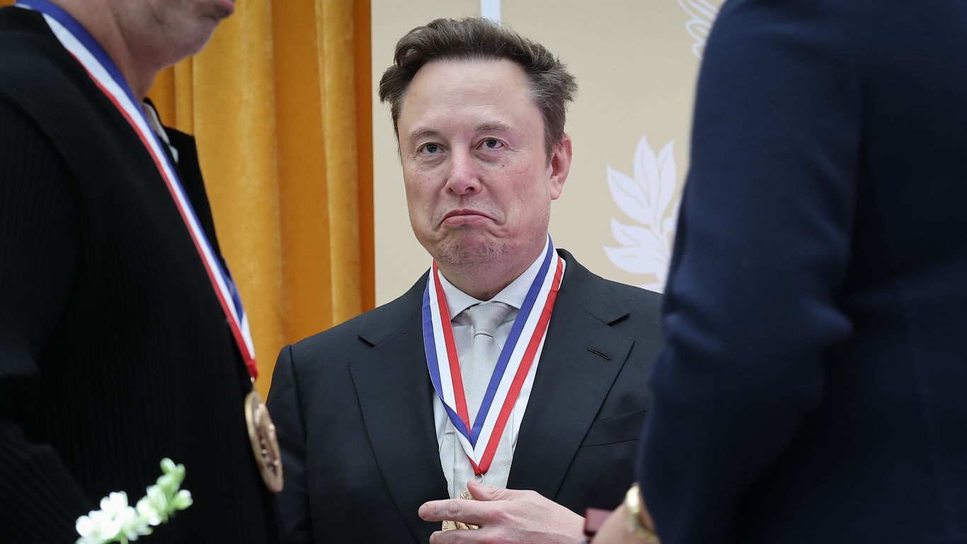 Elon Musk Starshield